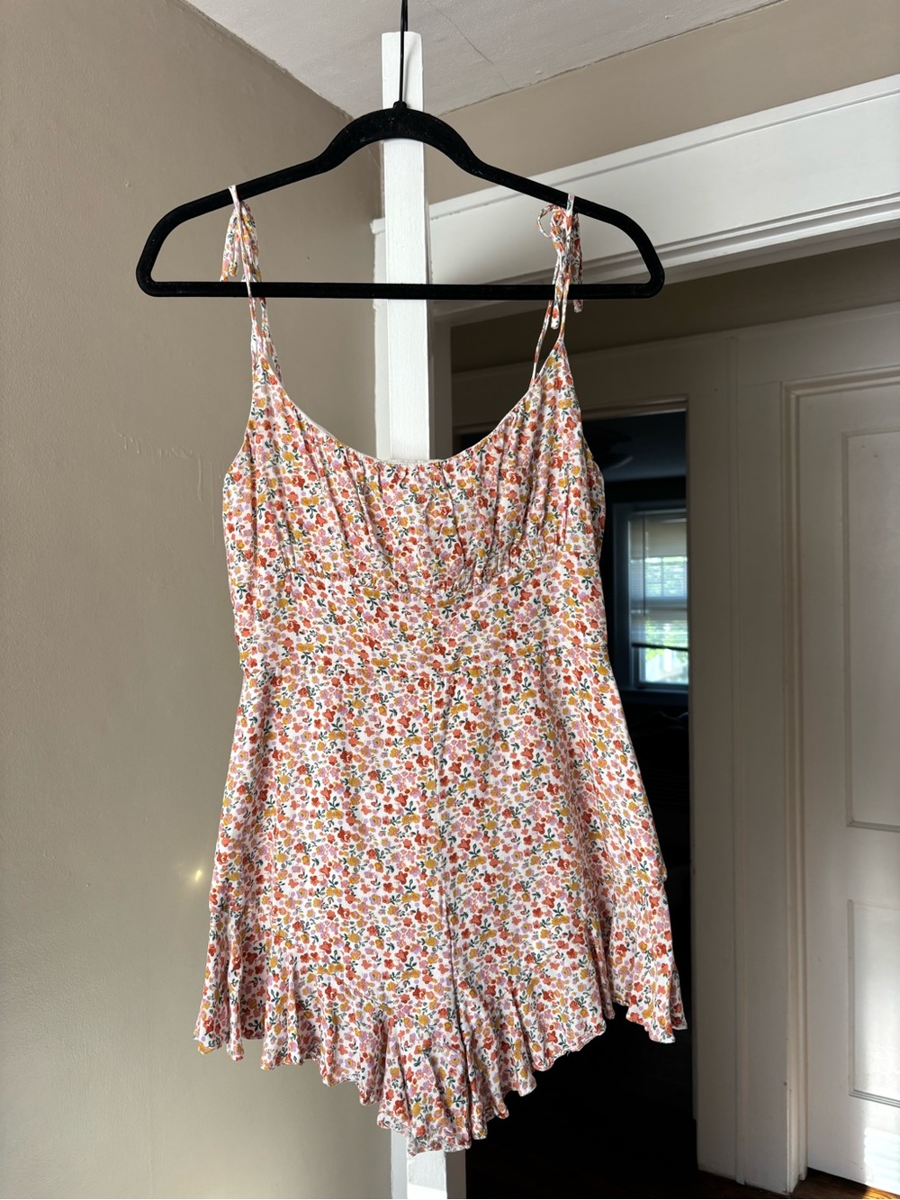 Floral Print Tie-Shoulder Romper